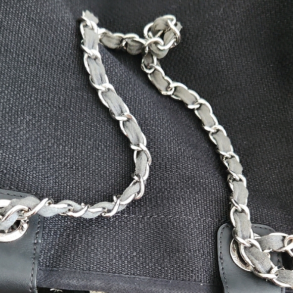 Authentic CHANEL XL Deauville Tote - Picture 8 of 10